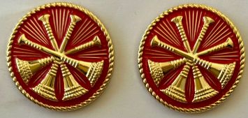 4 - BUGLES 15/16" RED DISC COLLAR PINS - SOLD IN PAIRS.